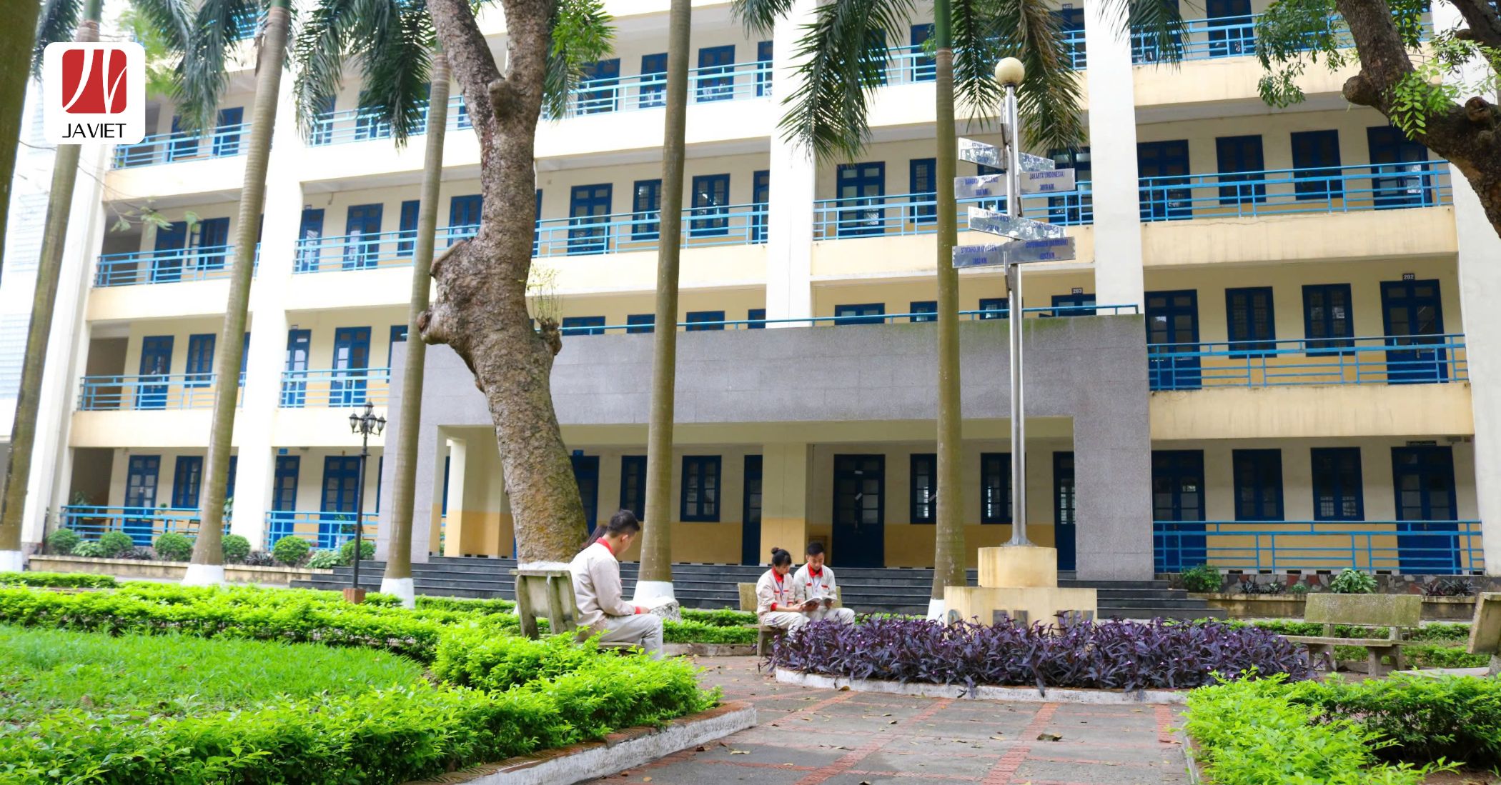 Khuôn viên ký túc xá – Không gian học tập và sinh hoạt của học viên